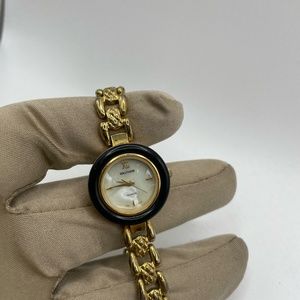 Vintage Beautiful Dial Waltham Women's Quartz Watch